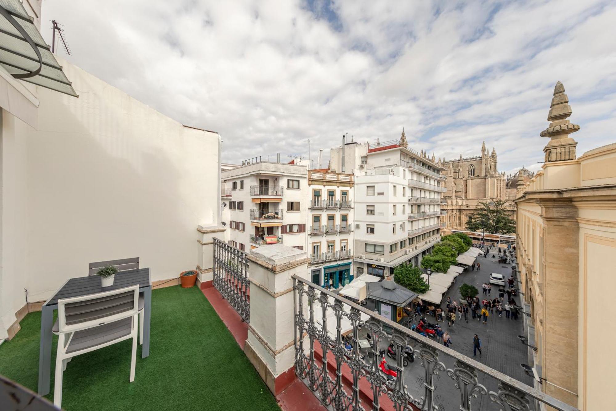 Arco Del Postigo Apartment Sevilla Bagian luar foto
