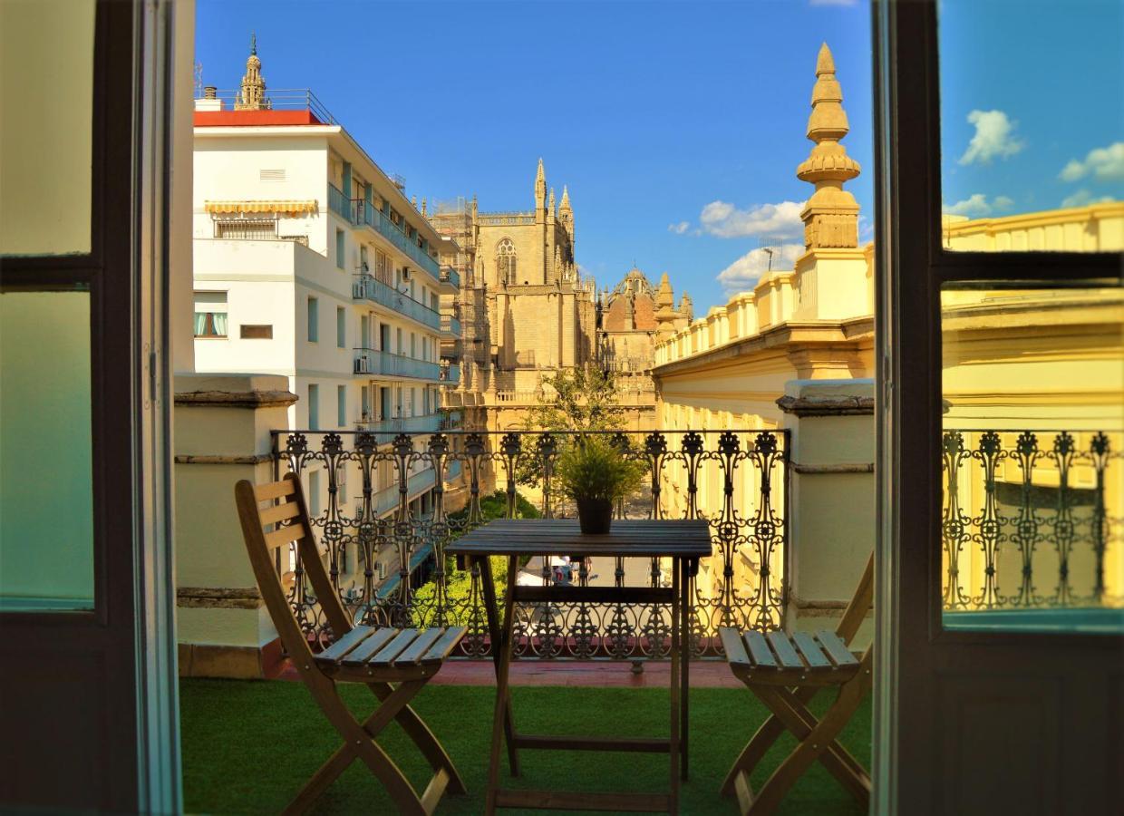 Arco Del Postigo Apartment Sevilla Bagian luar foto
